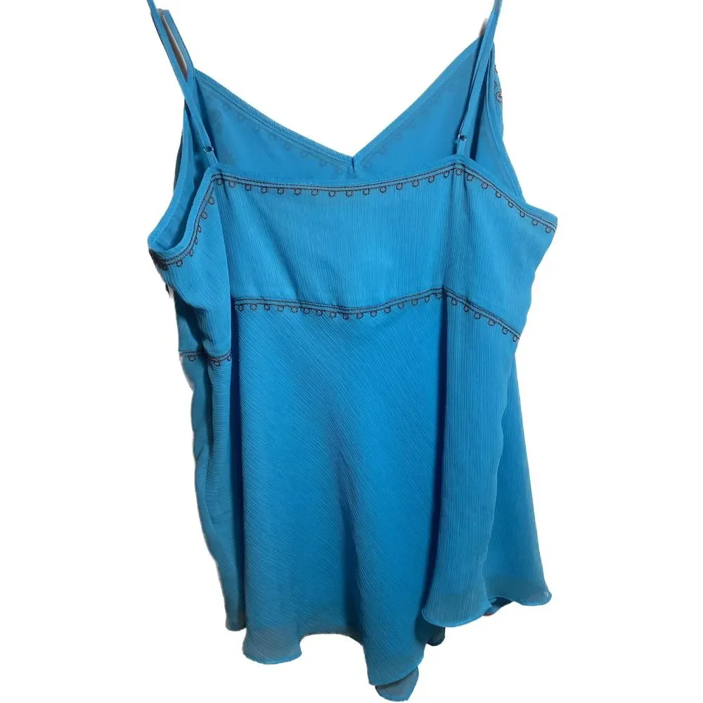 Mix it Woman Sequined Embroidered Top - Picture 2 of 3